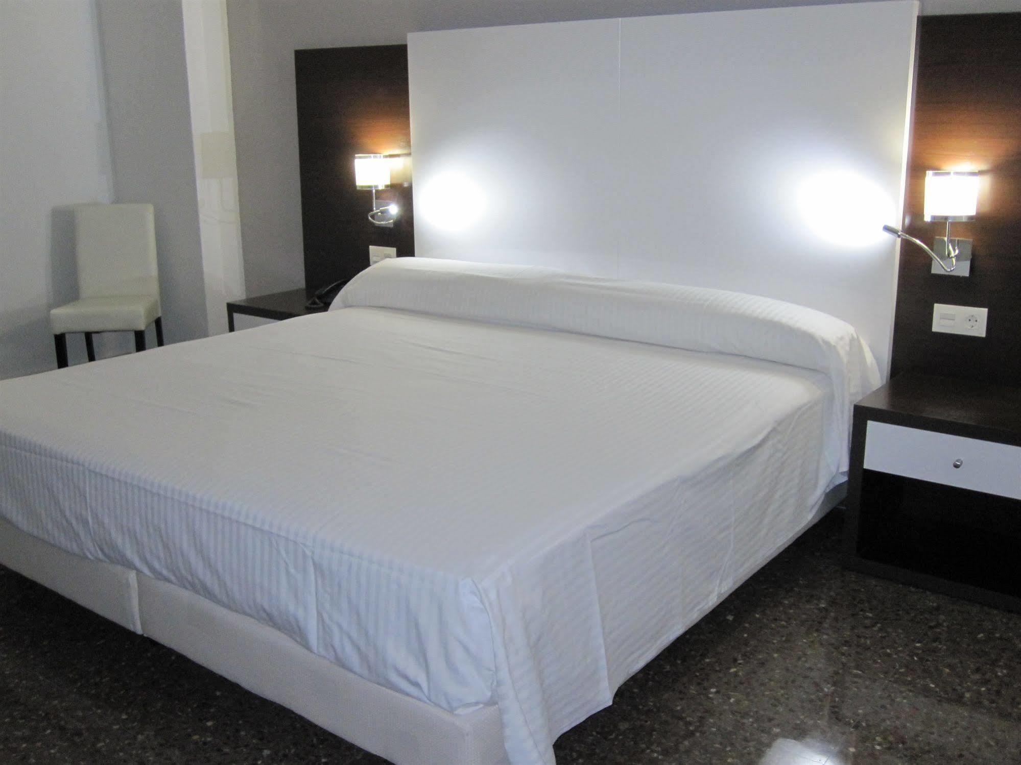 Hotel Fontana Plaza Torrevieja Dış mekan fotoğraf